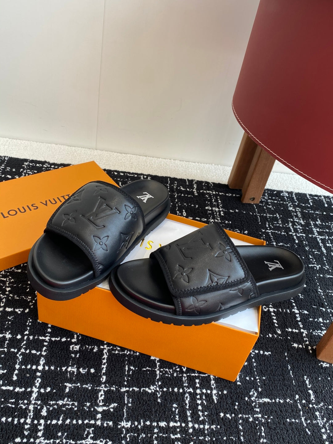 LuxluxHouse Best Quality Sandals Louis Vuitton
