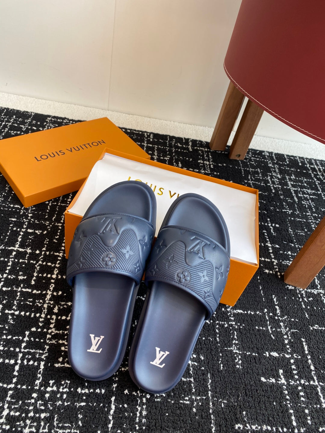 LuxluxHouse Best Quality Sandals Louis Vuitton