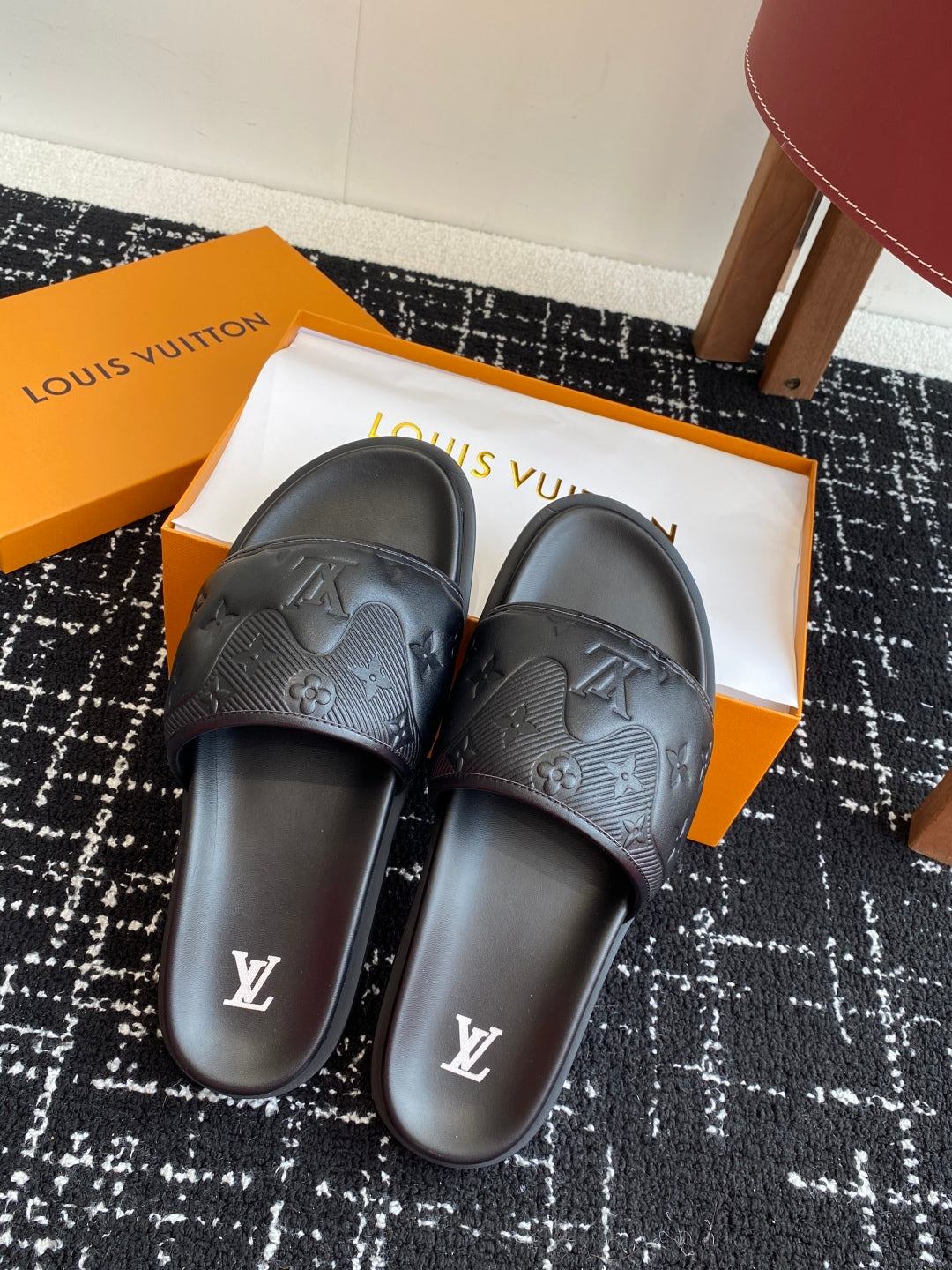 LuxluxHouse Best Quality Sandals Louis Vuitton