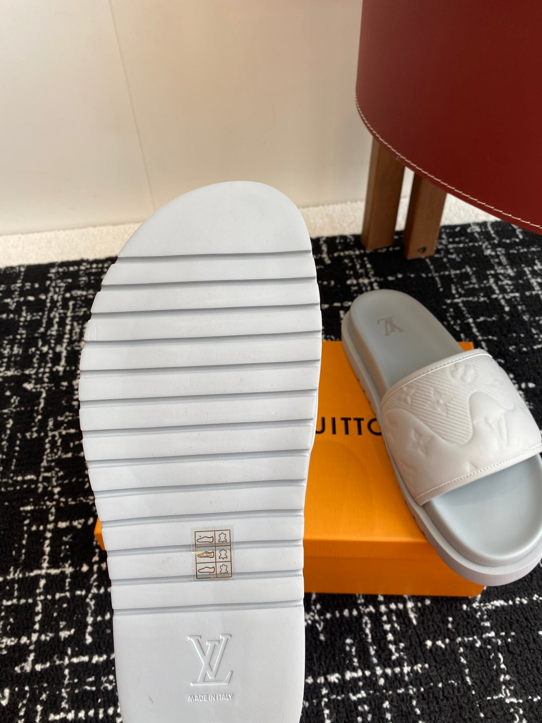 LuxluxHouse Best Quality Sandals Louis Vuitton