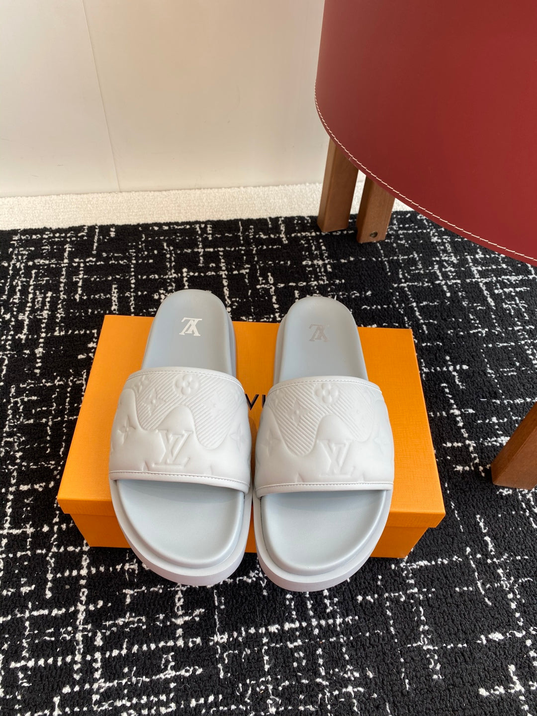 LuxluxHouse Best Quality Sandals Louis Vuitton