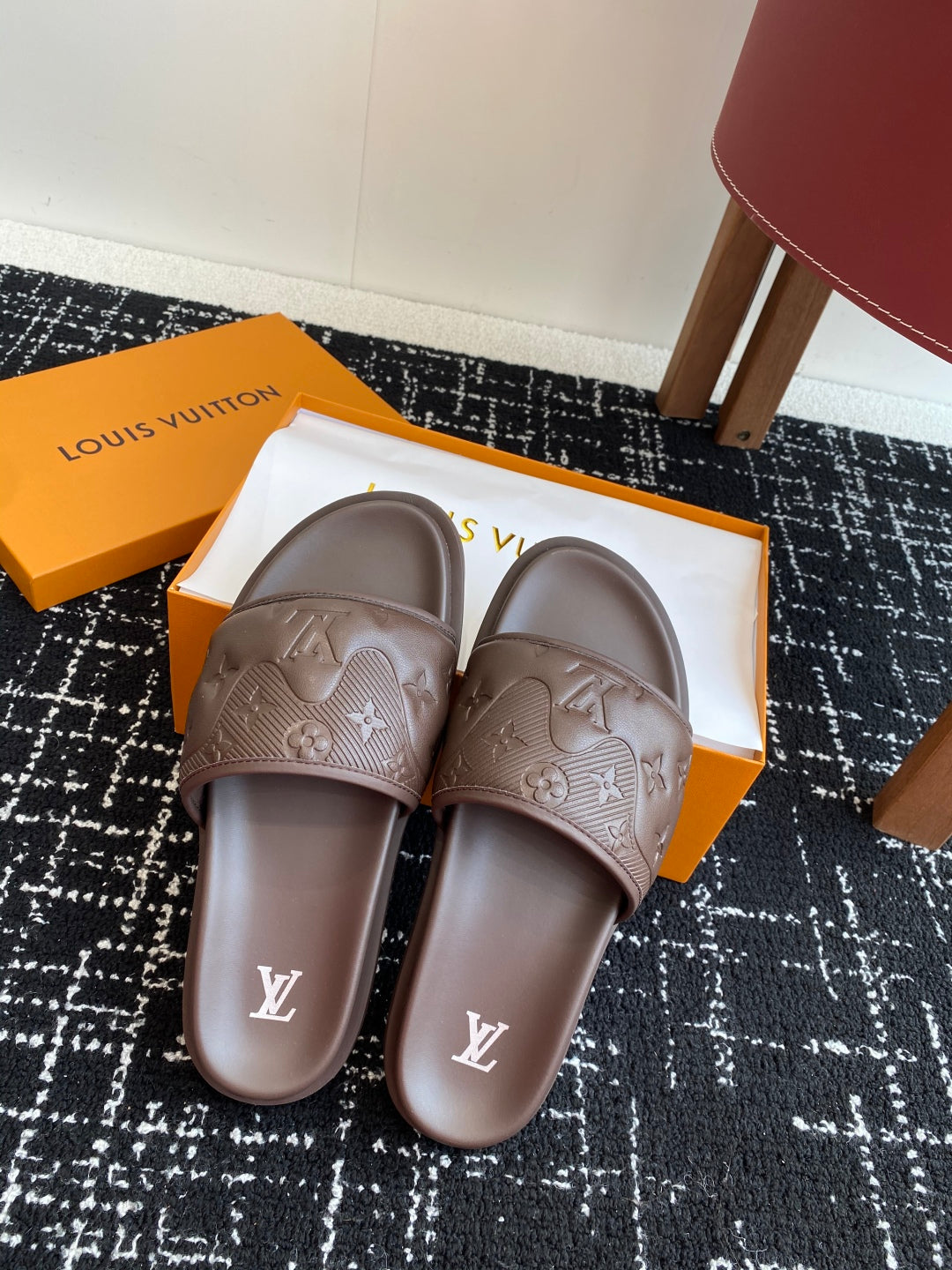 LuxluxHouse Best Quality Sandals Louis Vuitton