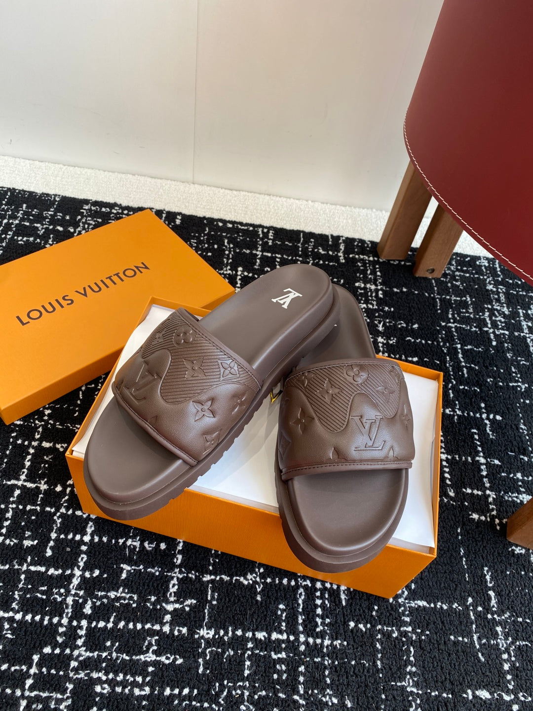 LuxluxHouse Best Quality Sandals Louis Vuitton