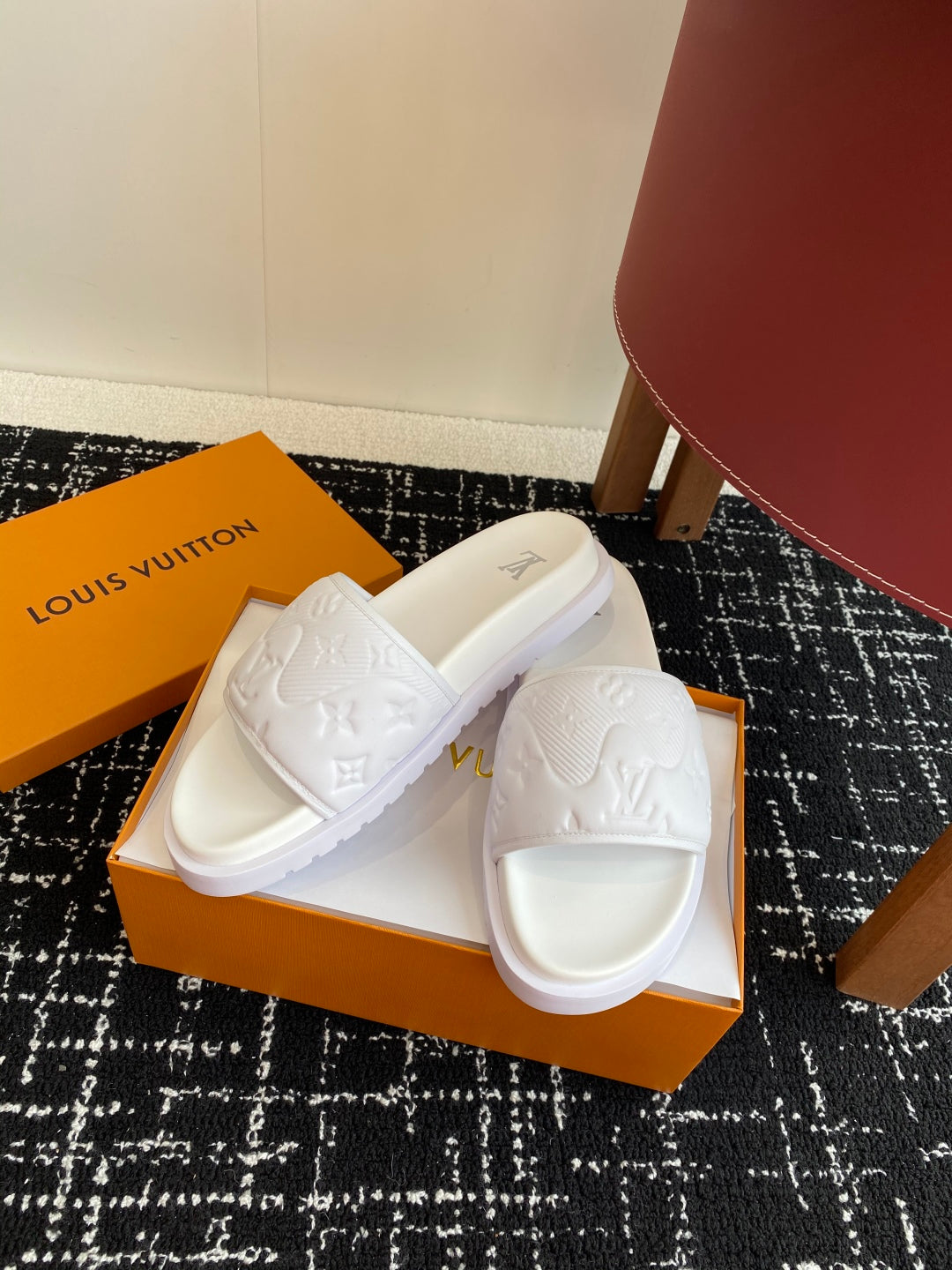 LuxluxHouse Best Quality Sandals Louis Vuitton