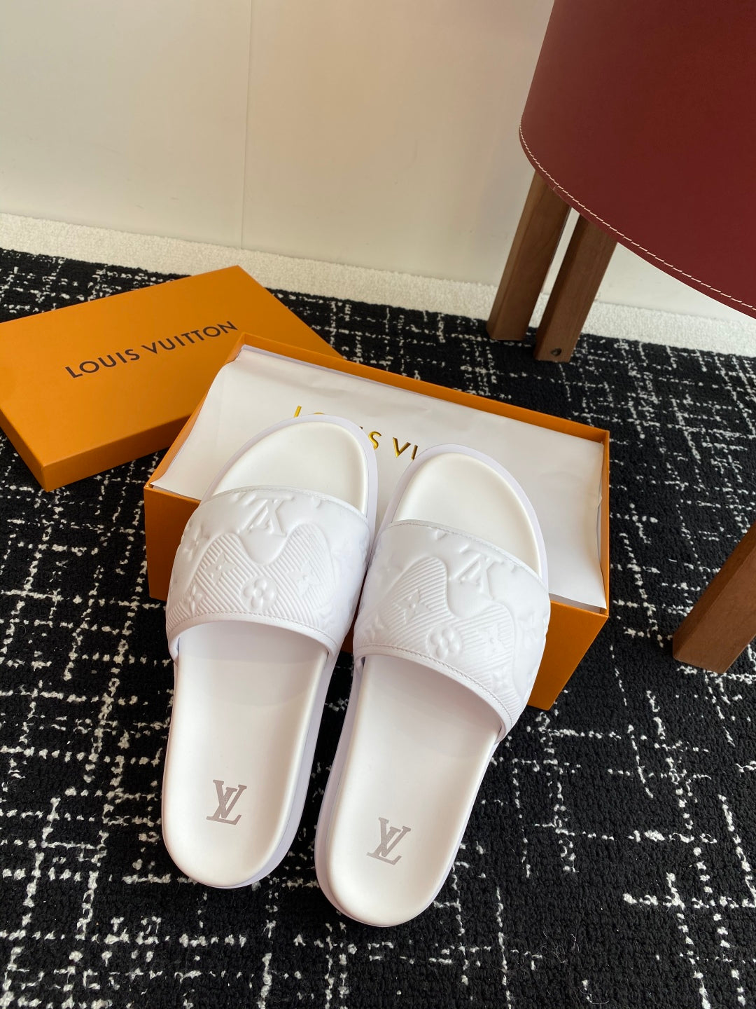 LuxluxHouse Best Quality Sandals Louis Vuitton