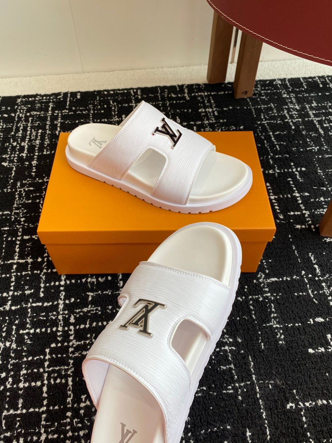LuxluxHouse Best Quality Sandals Louis Vuitton