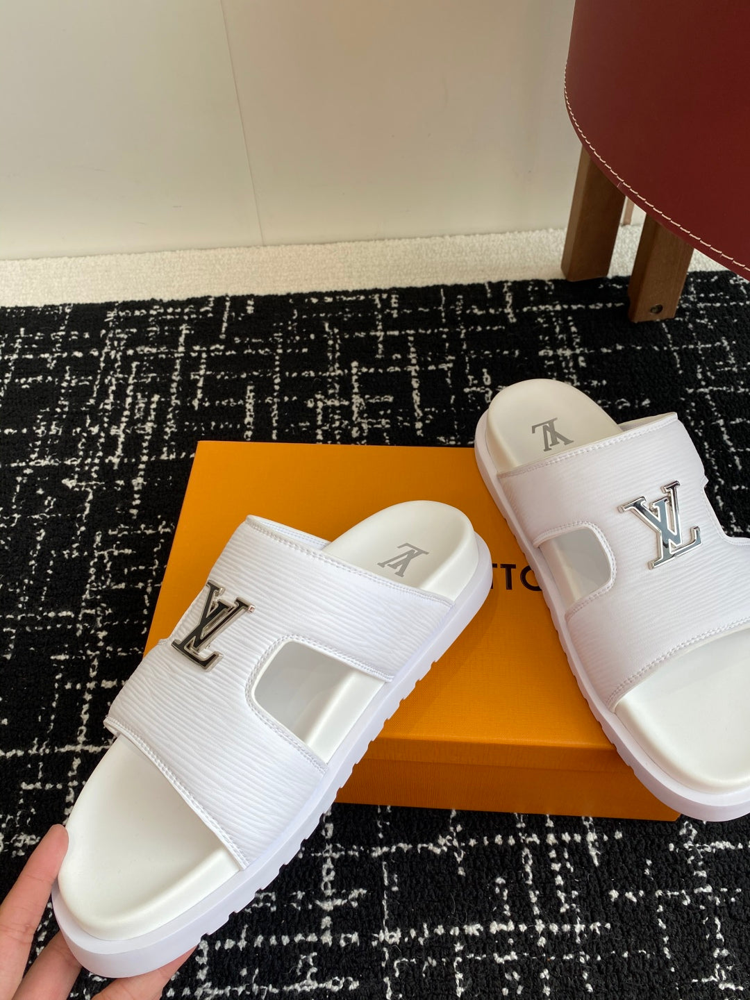 LuxluxHouse Best Quality Sandals Louis Vuitton