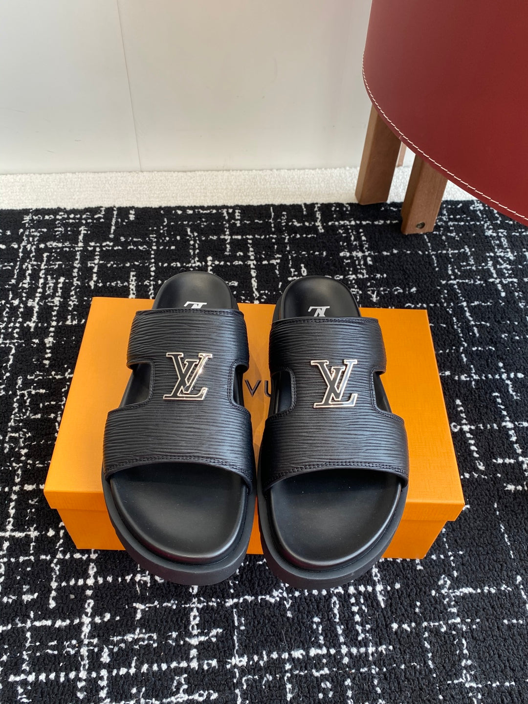 LuxluxHouse Best Quality Sandals Louis Vuitton