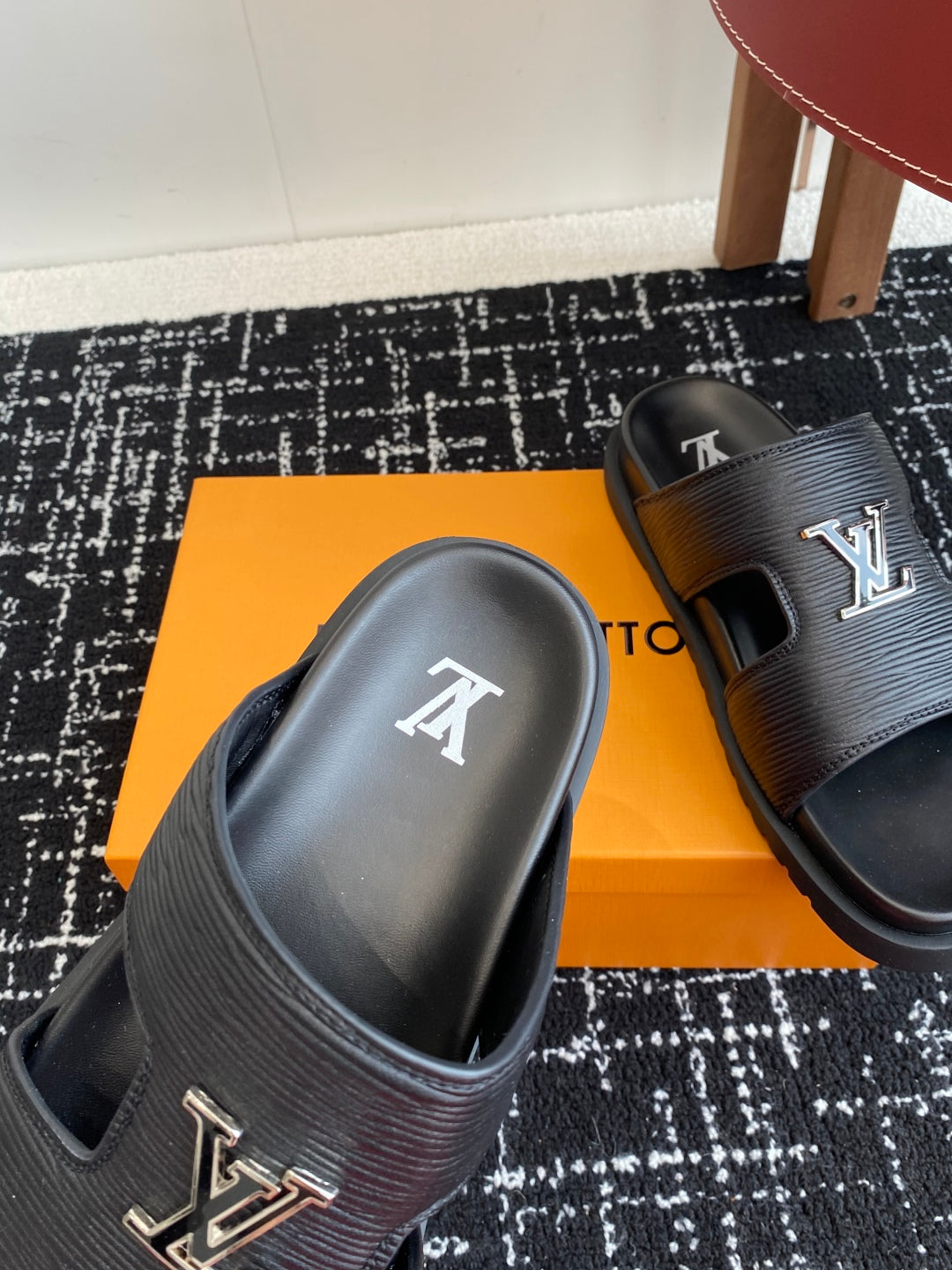 LuxluxHouse Best Quality Sandals Louis Vuitton
