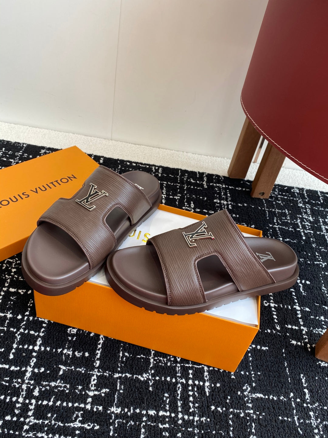 LuxluxHouse Best Quality Sandals Louis Vuitton
