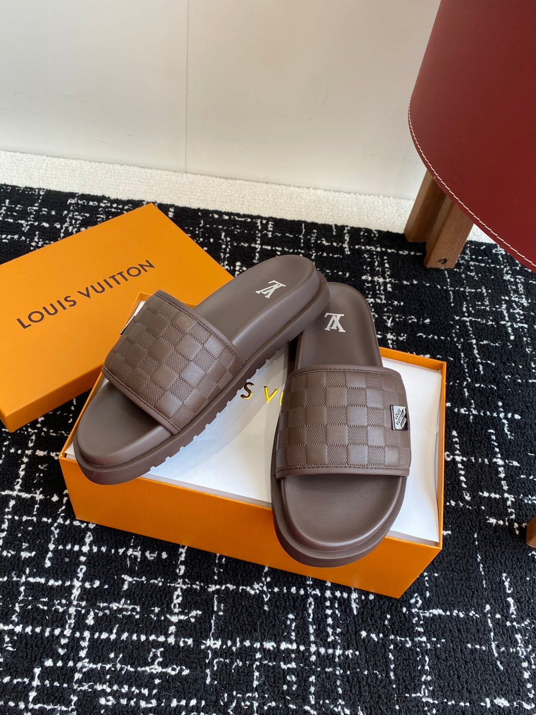 LuxluxHouse Best Quality Sandals Louis Vuitton