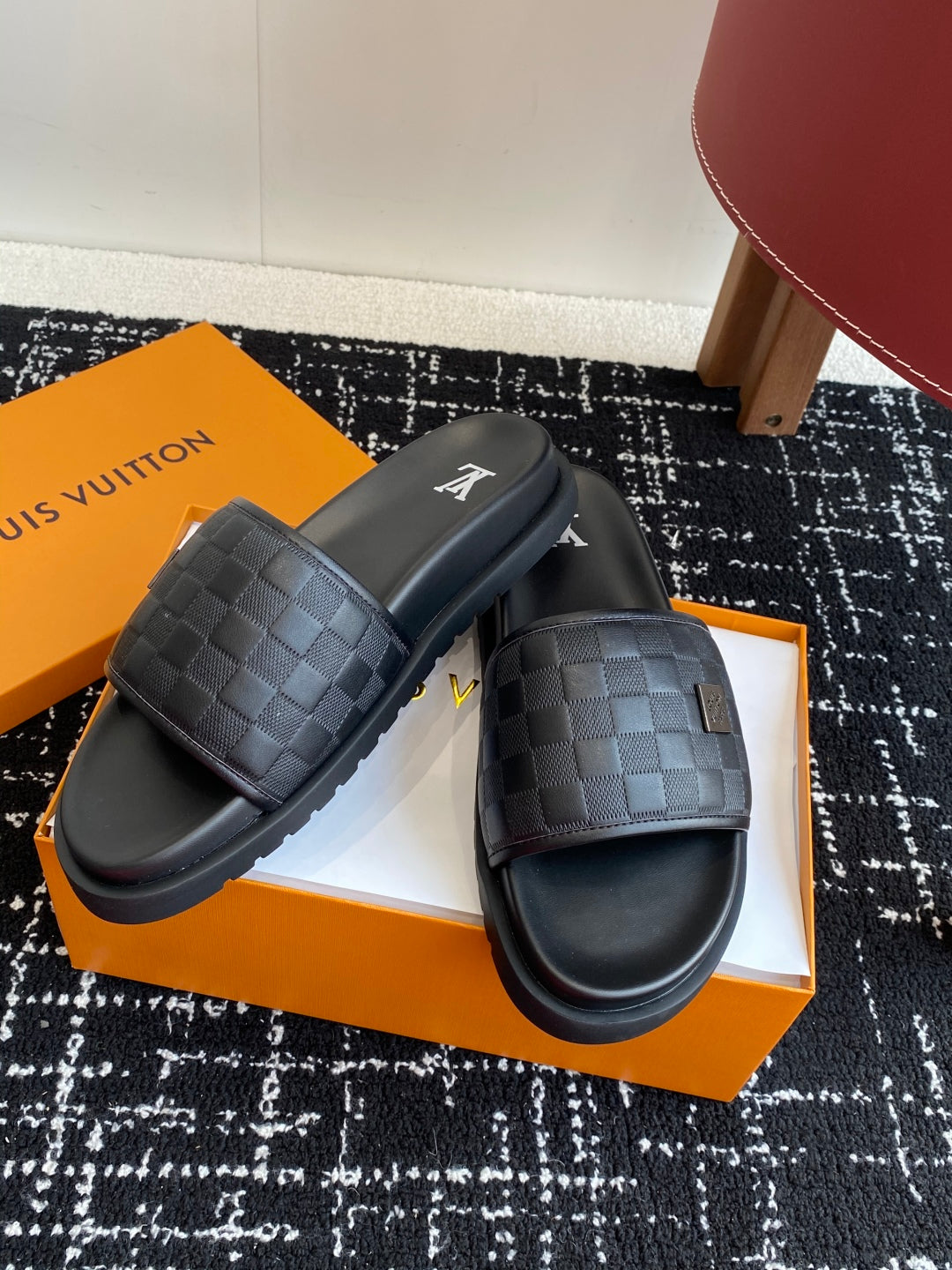 LuxluxHouse Best Quality Sandals Louis Vuitton