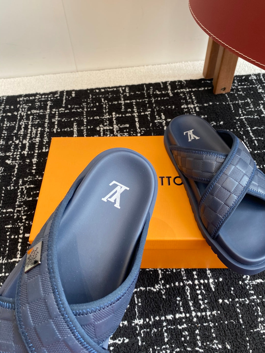 LuxluxHouse Best Quality Sandals Louis Vuitton