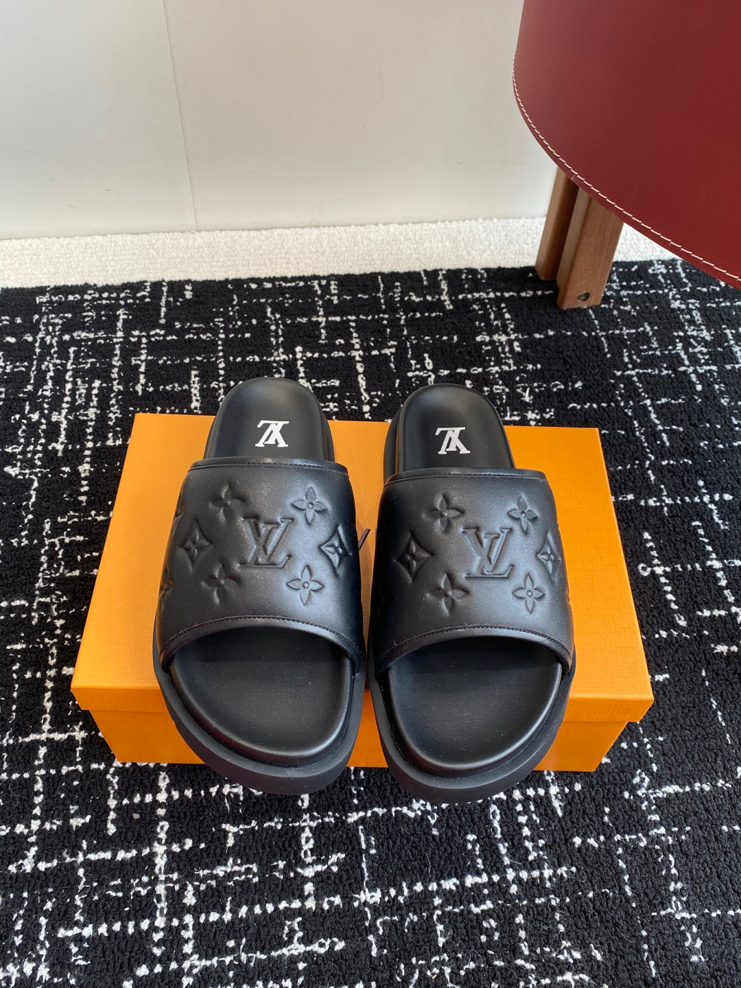 LuxluxHouse Best Quality Sandals Louis Vuitton