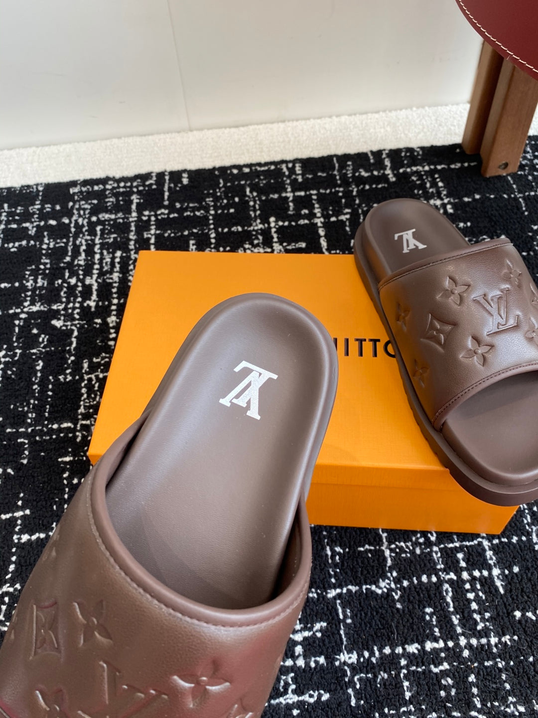 LuxluxHouse Best Quality Sandals Louis Vuitton