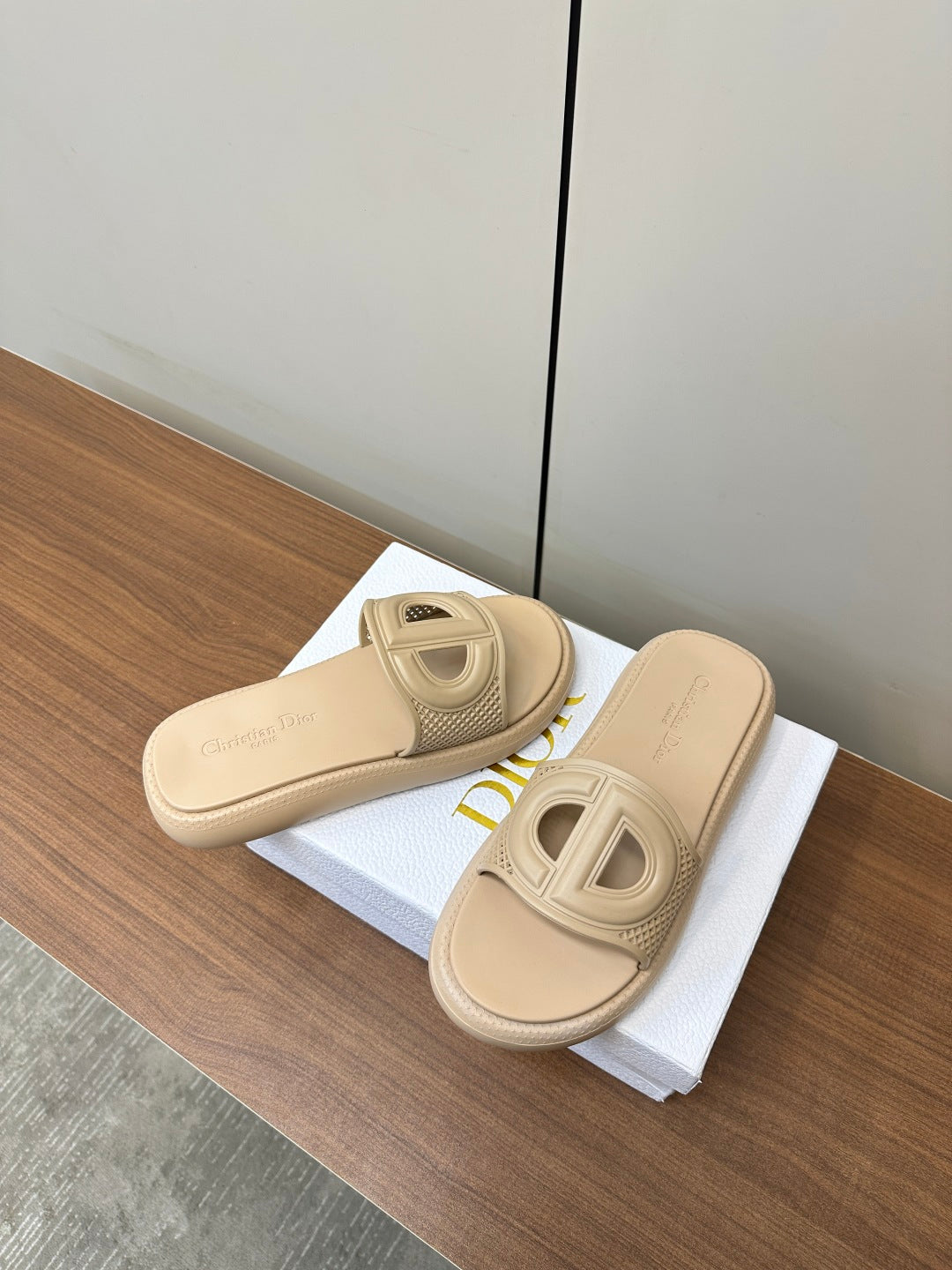 LuxluxHouse Best Quality Women Shoes Dior