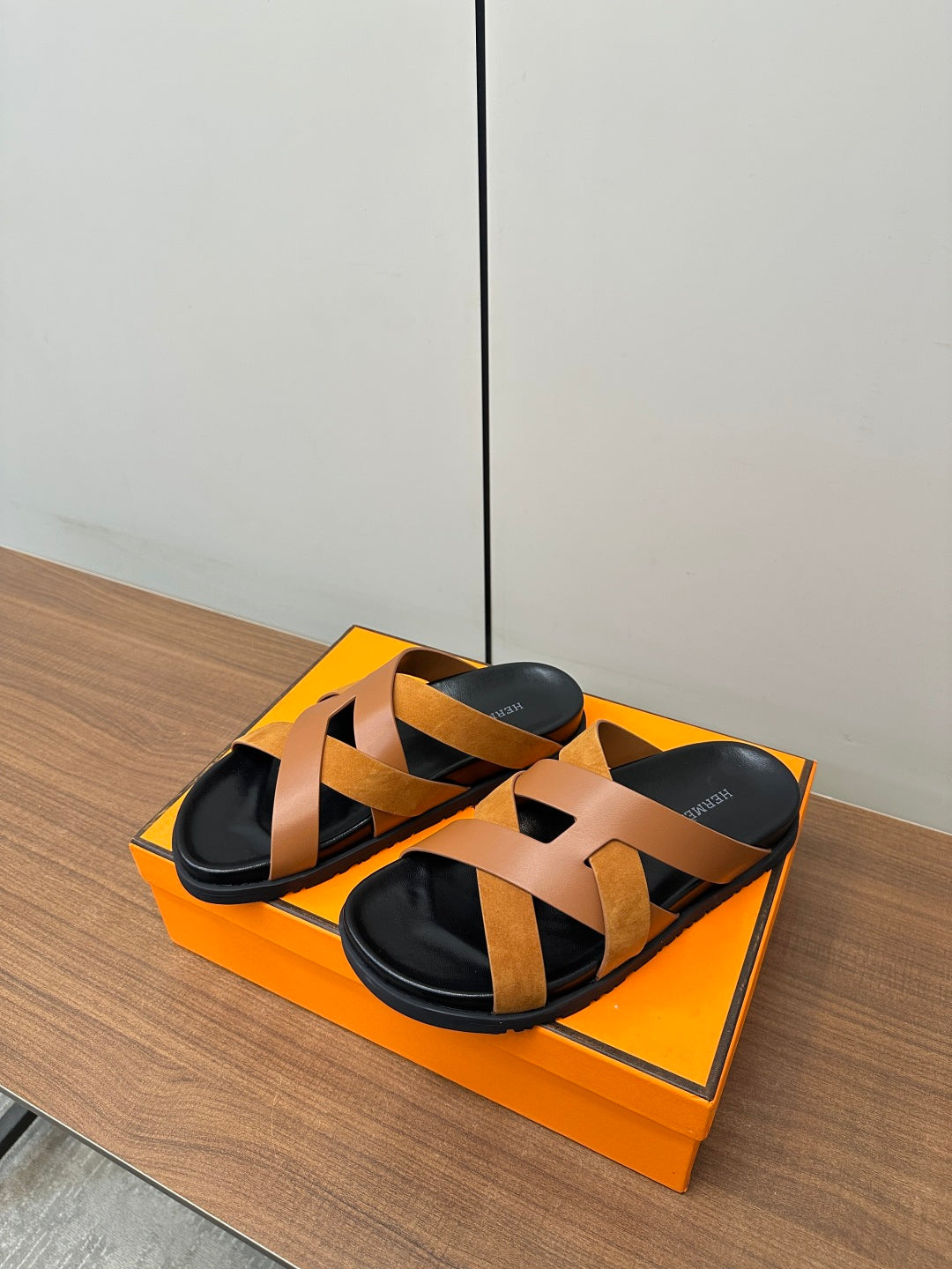 LuxluxHouse Best Quality Women Shoes Hermes