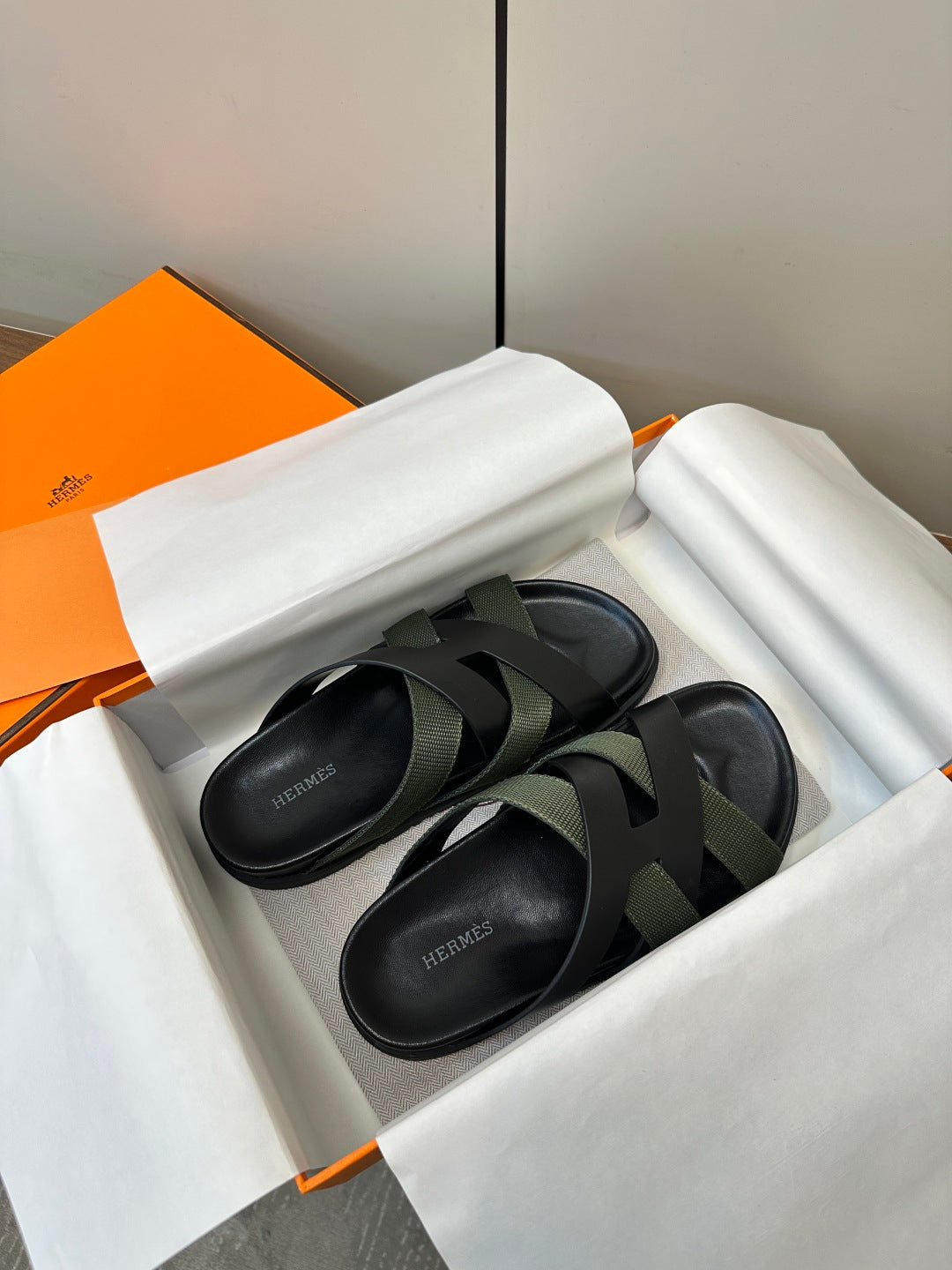 LuxluxHouse Best Quality Women Shoes Hermes