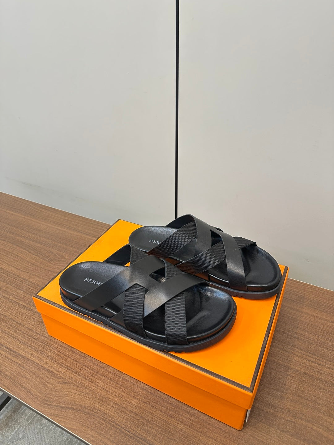 LuxluxHouse Best Quality Women Shoes Hermes