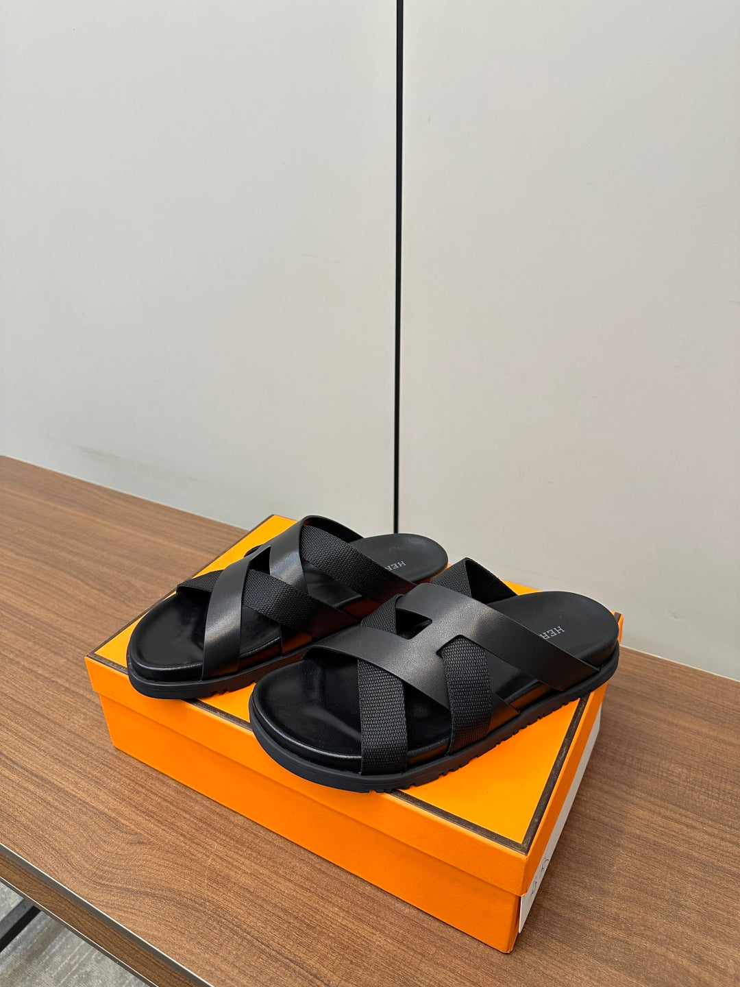 LuxluxHouse Best Quality Women Shoes Hermes
