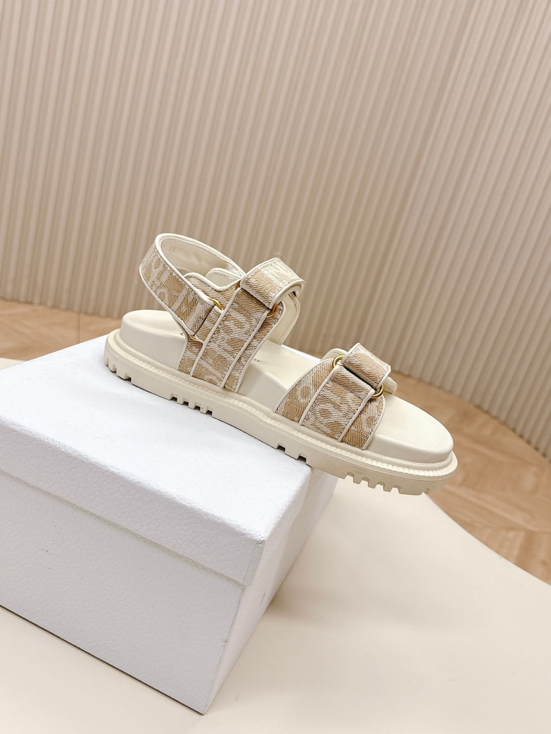 LuxluxHouse Best Quality Women Shoes Dior