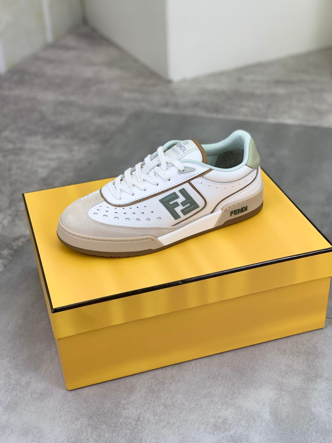 LuxluxHouse Best Quality Shoes Fendi