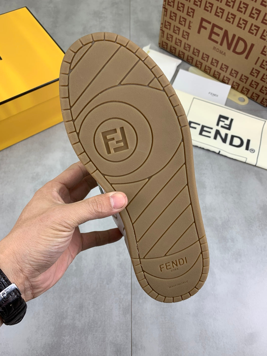 LuxluxHouse Best Quality Shoes Fendi