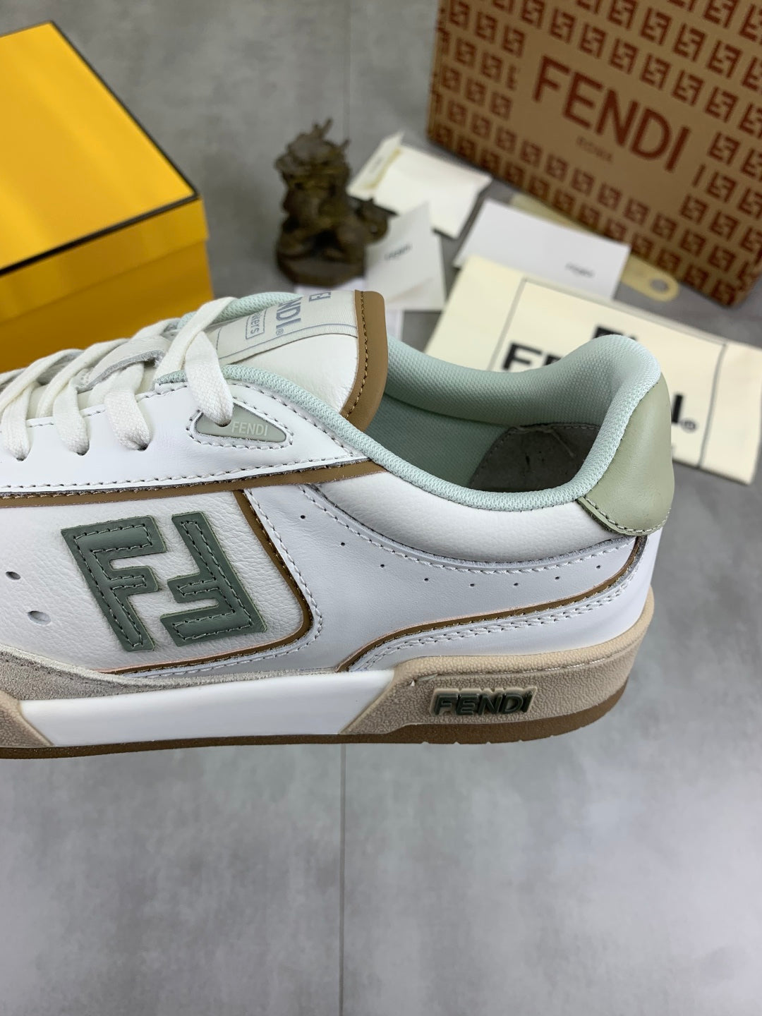 LuxluxHouse Best Quality Shoes Fendi