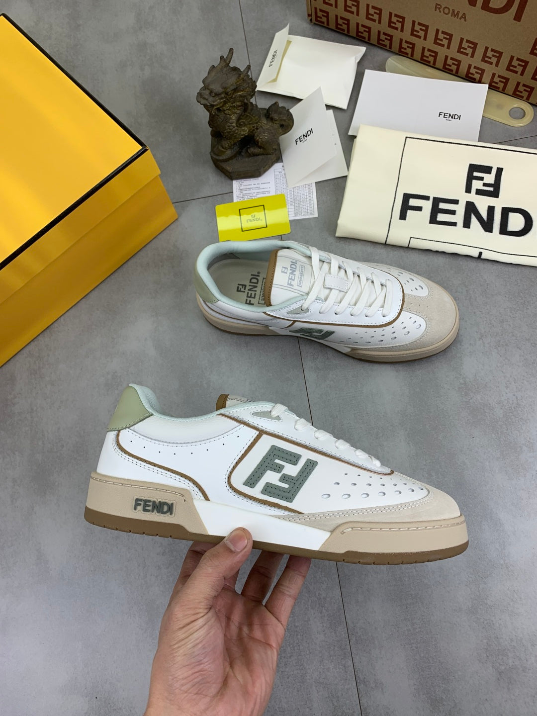 LuxluxHouse Best Quality Shoes Fendi