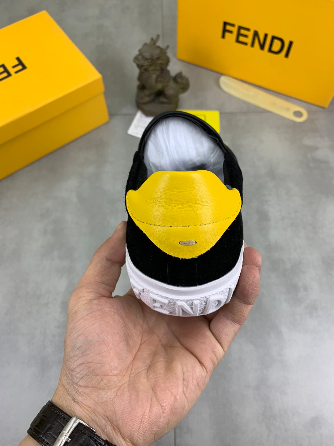 LuxluxHouse Best Quality Shoes Fendi