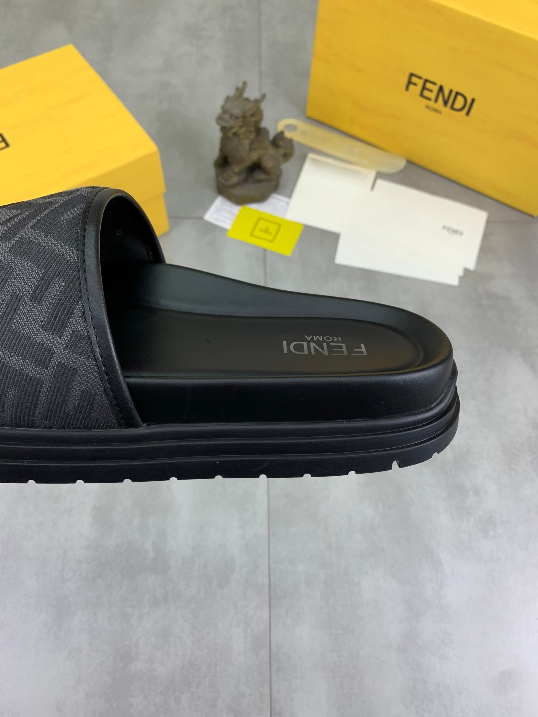 LuxluxHouse Best Quality Sandals Fendi