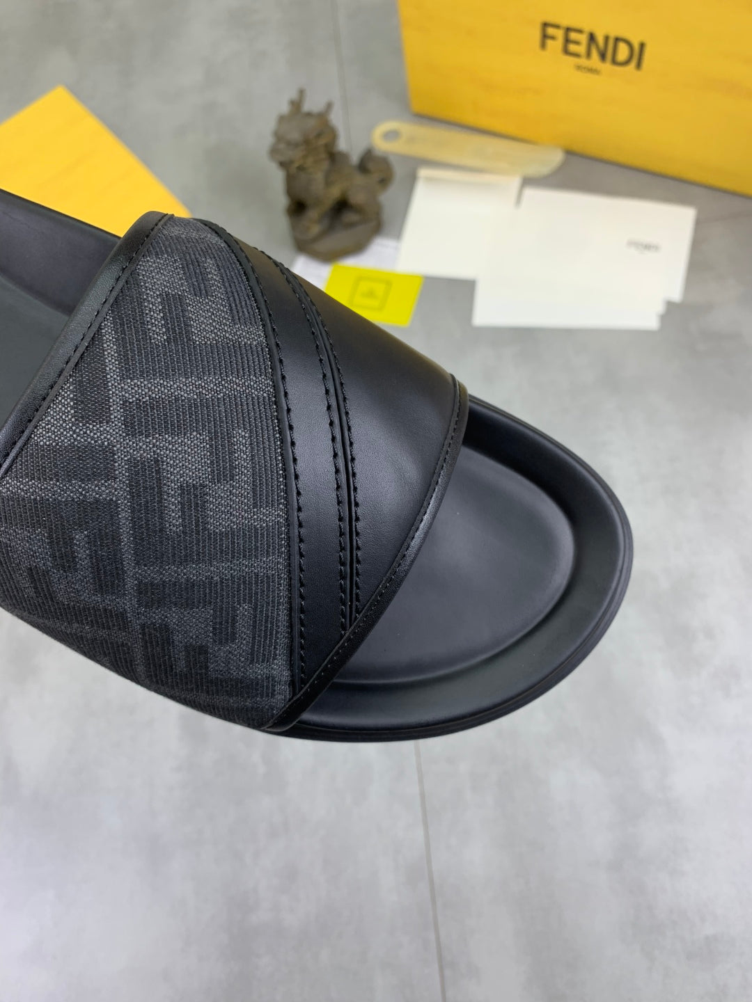 LuxluxHouse Best Quality Sandals Fendi
