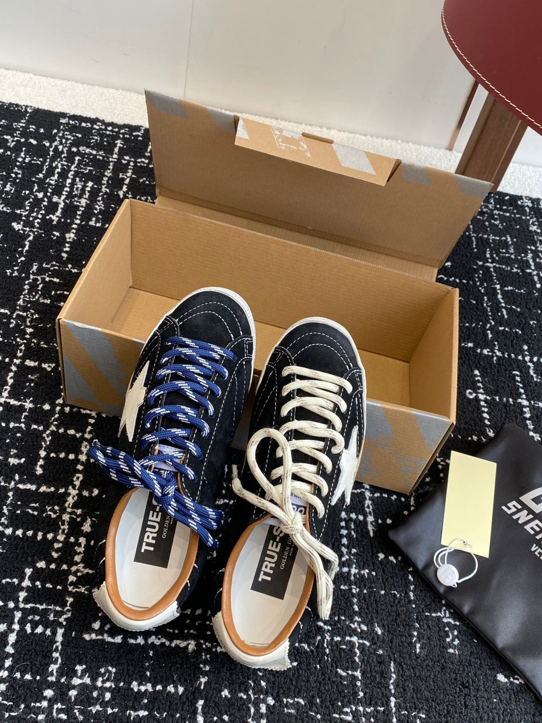 LuxluxHouse Best Quality Shoes Golden Goose
