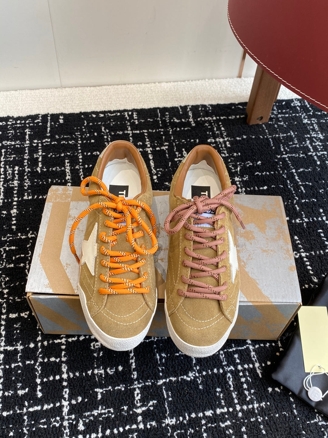 LuxluxHouse Best Quality Shoes Golden Goose