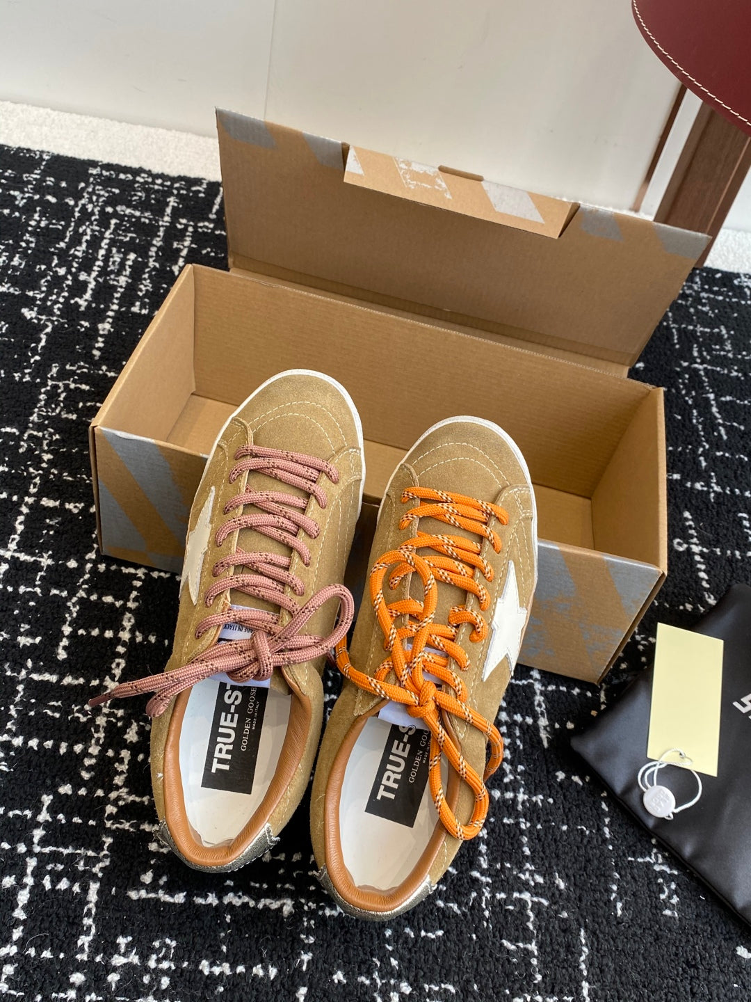 LuxluxHouse Best Quality Shoes Golden Goose