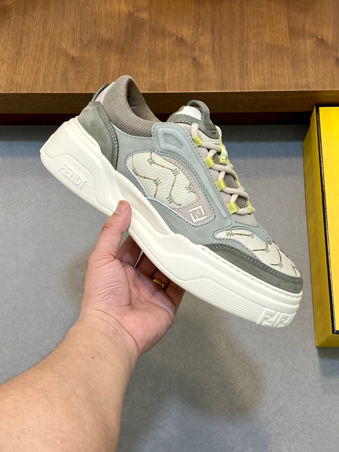LuxluxHouse Best Quality Shoes Fendi