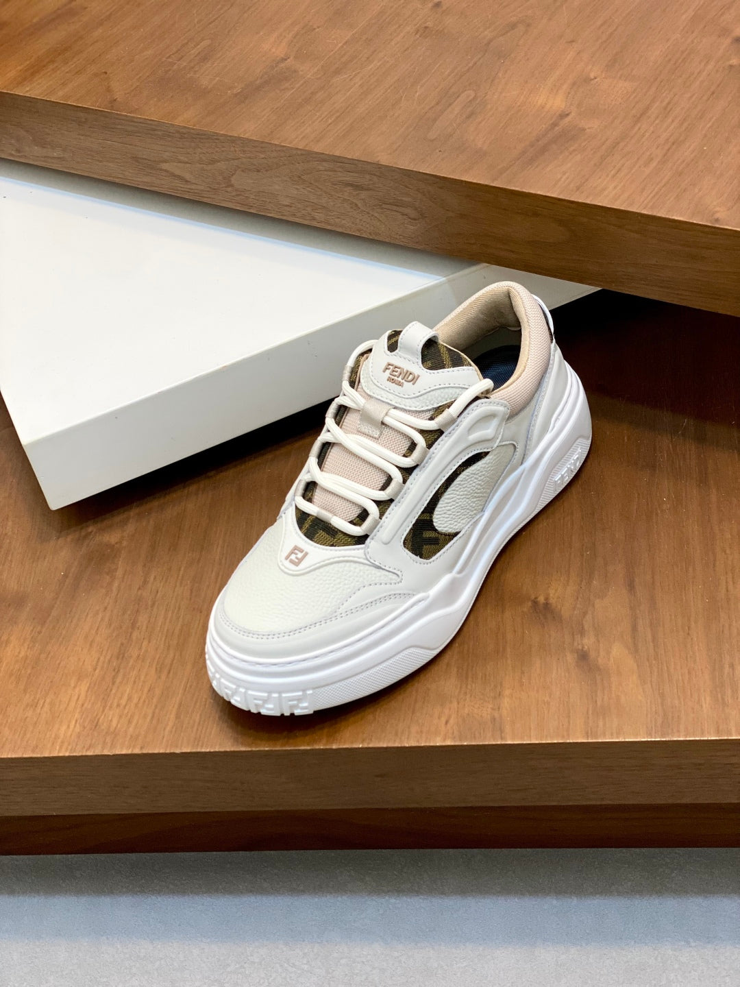 LuxluxHouse Best Quality Shoes Fendi