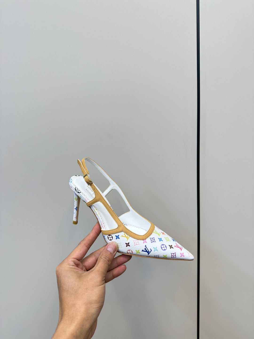 LuxluxHouse Best Quality Women Shoes Louis Vuitton