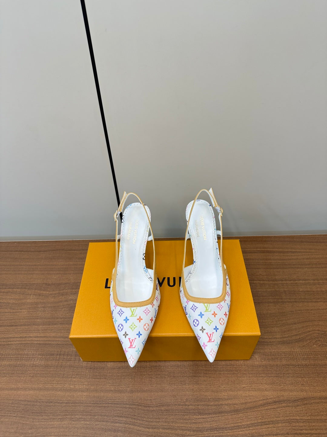 LuxluxHouse Best Quality Women Shoes Louis Vuitton