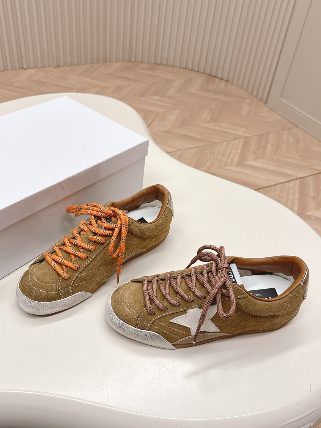 LuxluxHouse Best Quality Shoes Golden Goose