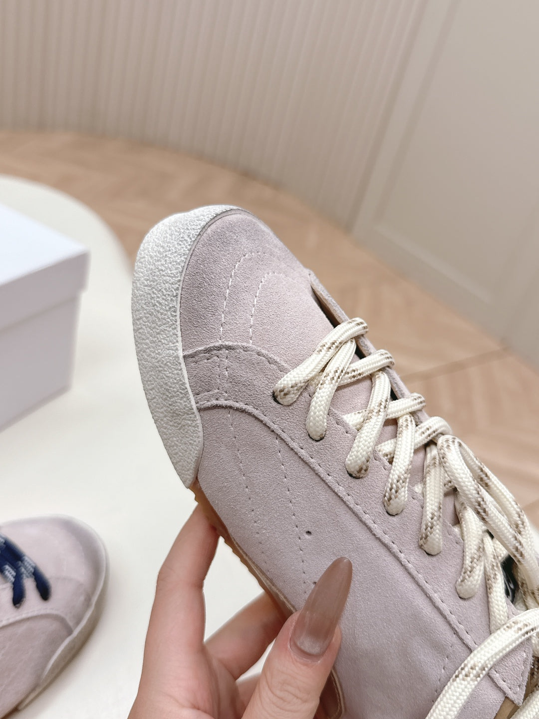 LuxluxHouse Best Quality Shoes Golden Goose
