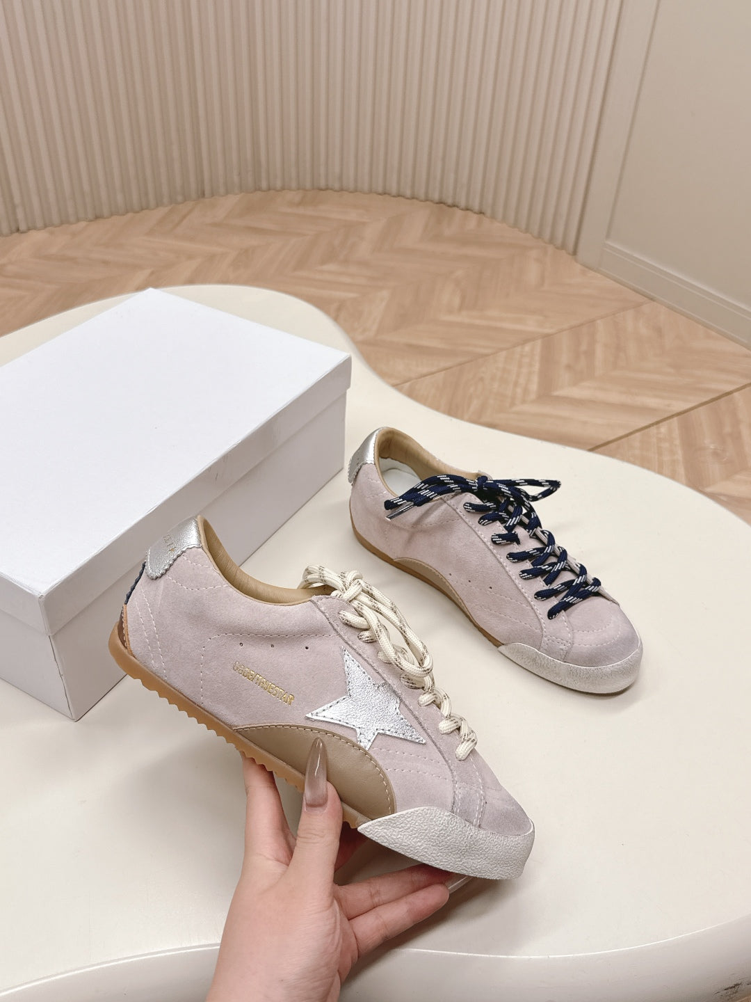 LuxluxHouse Best Quality Shoes Golden Goose