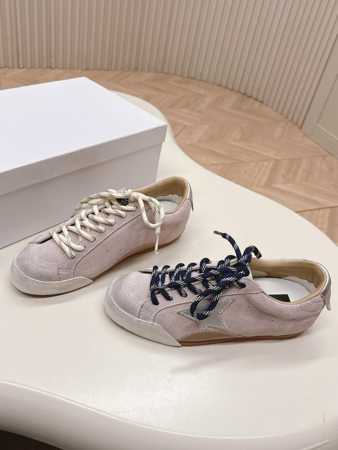 LuxluxHouse Best Quality Shoes Golden Goose