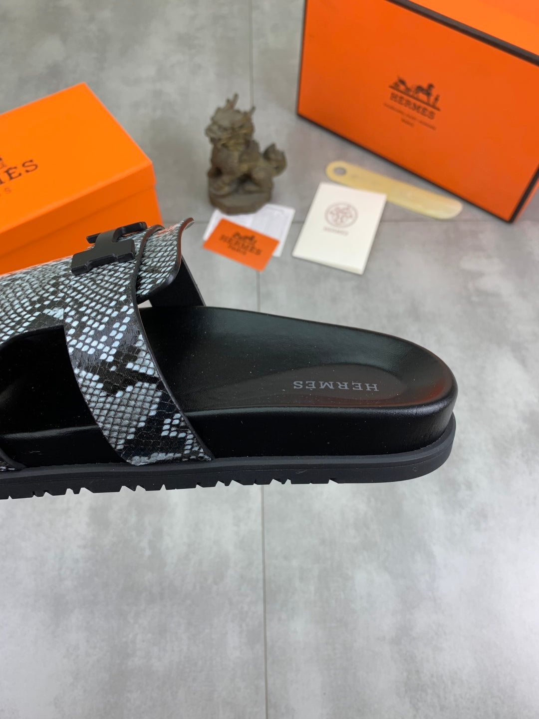 LuxluxHouse Best Quality Sandals Hermes