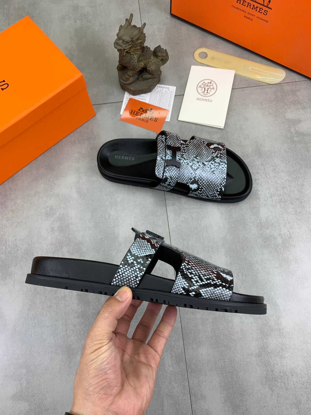 LuxluxHouse Best Quality Sandals Hermes