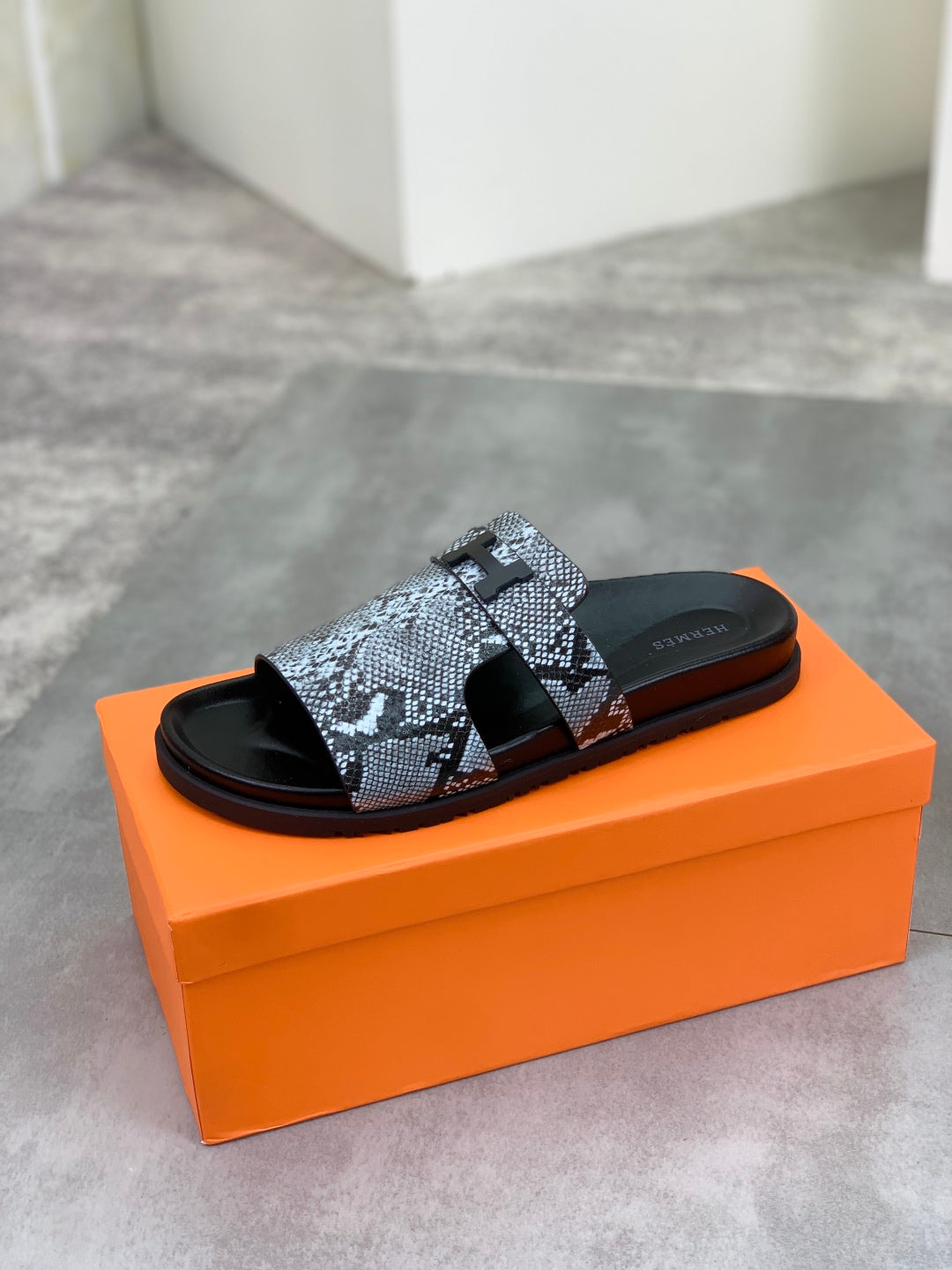 LuxluxHouse Best Quality Sandals Hermes
