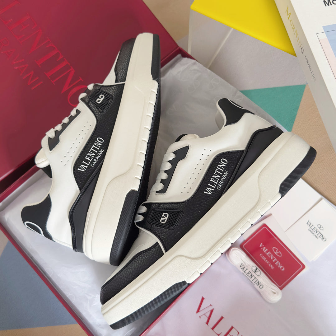 LuxluxHouse Best Quality Valentino Women Shoes