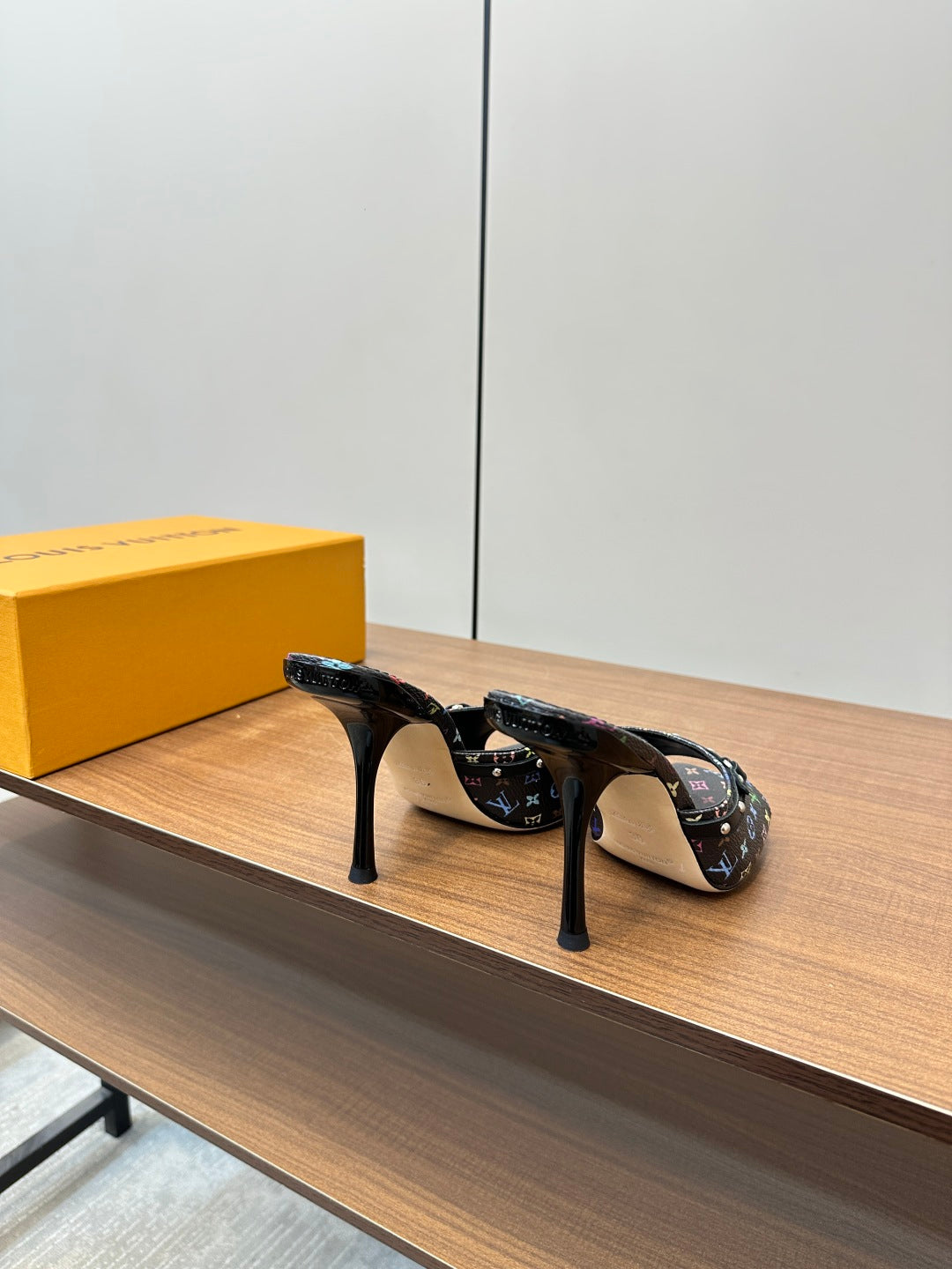 LuxluxHouse Best Quality Women Shoes Louis Vuitton