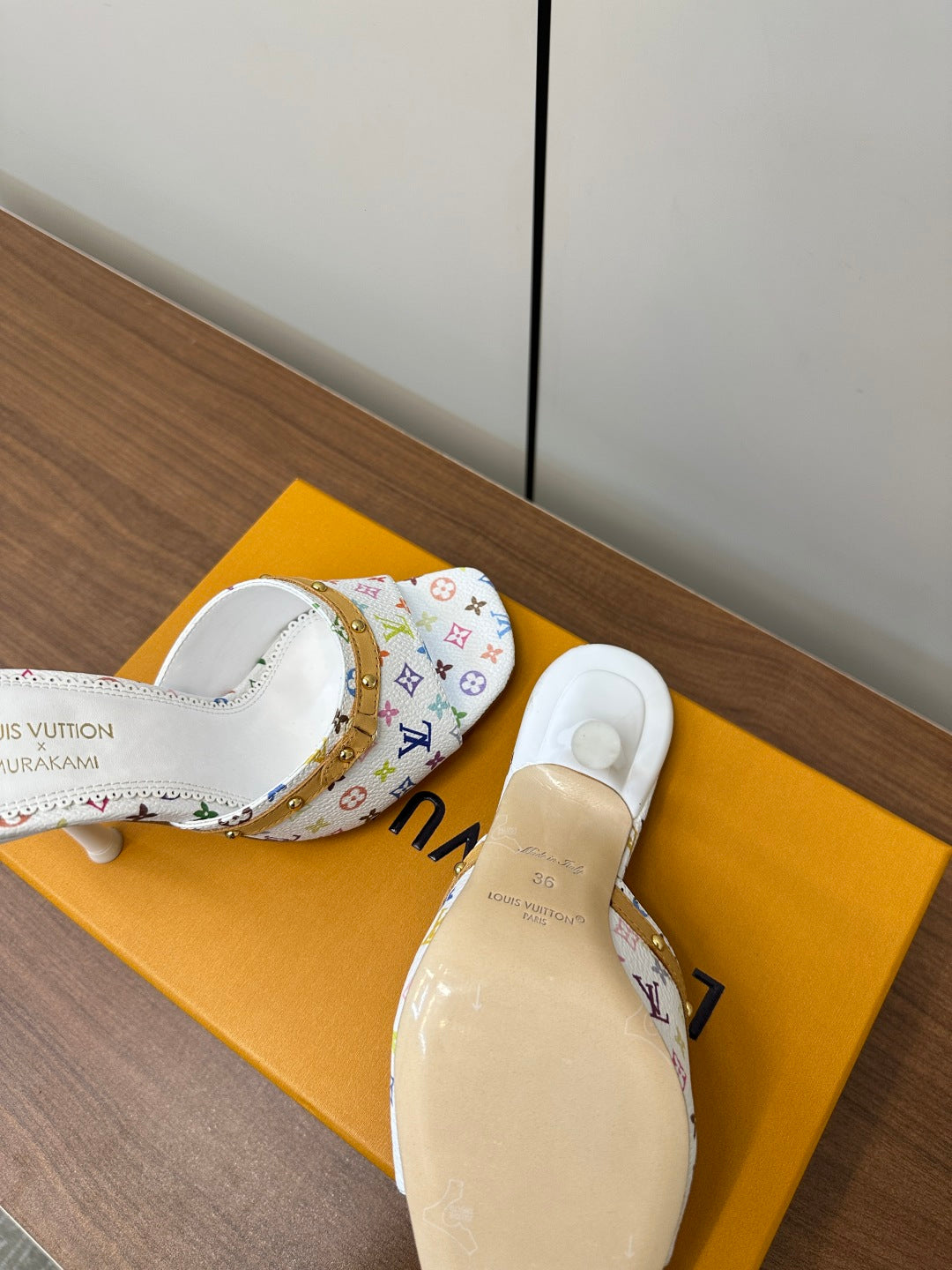 LuxluxHouse Best Quality Women Shoes Louis Vuitton