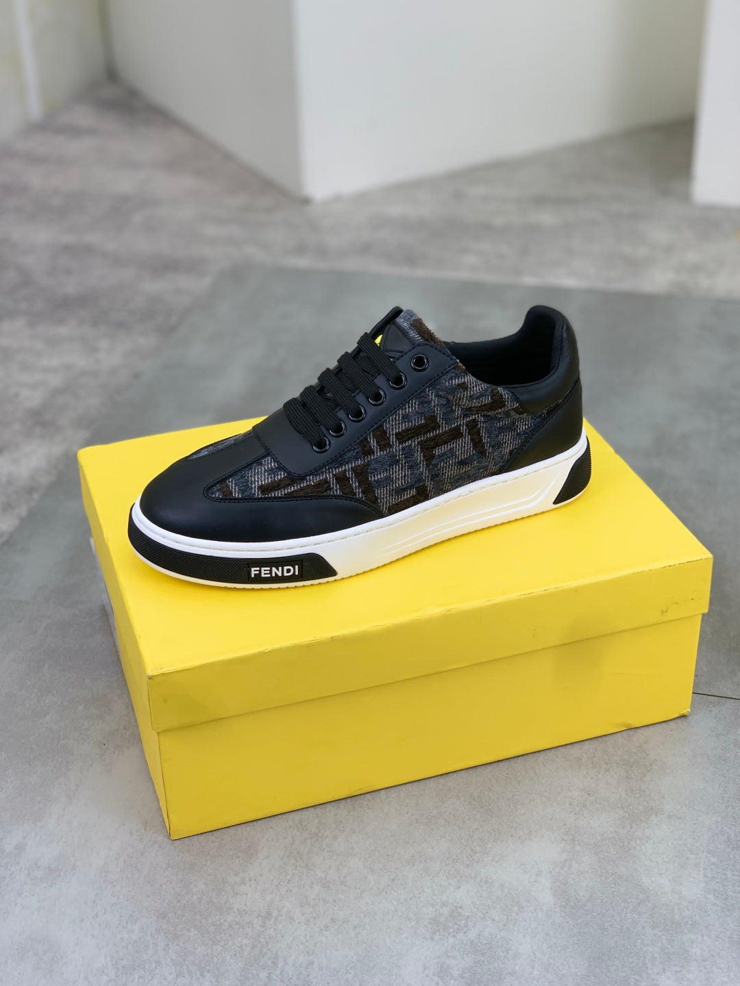 LuxluxHouse Best Quality Shoes Fendi